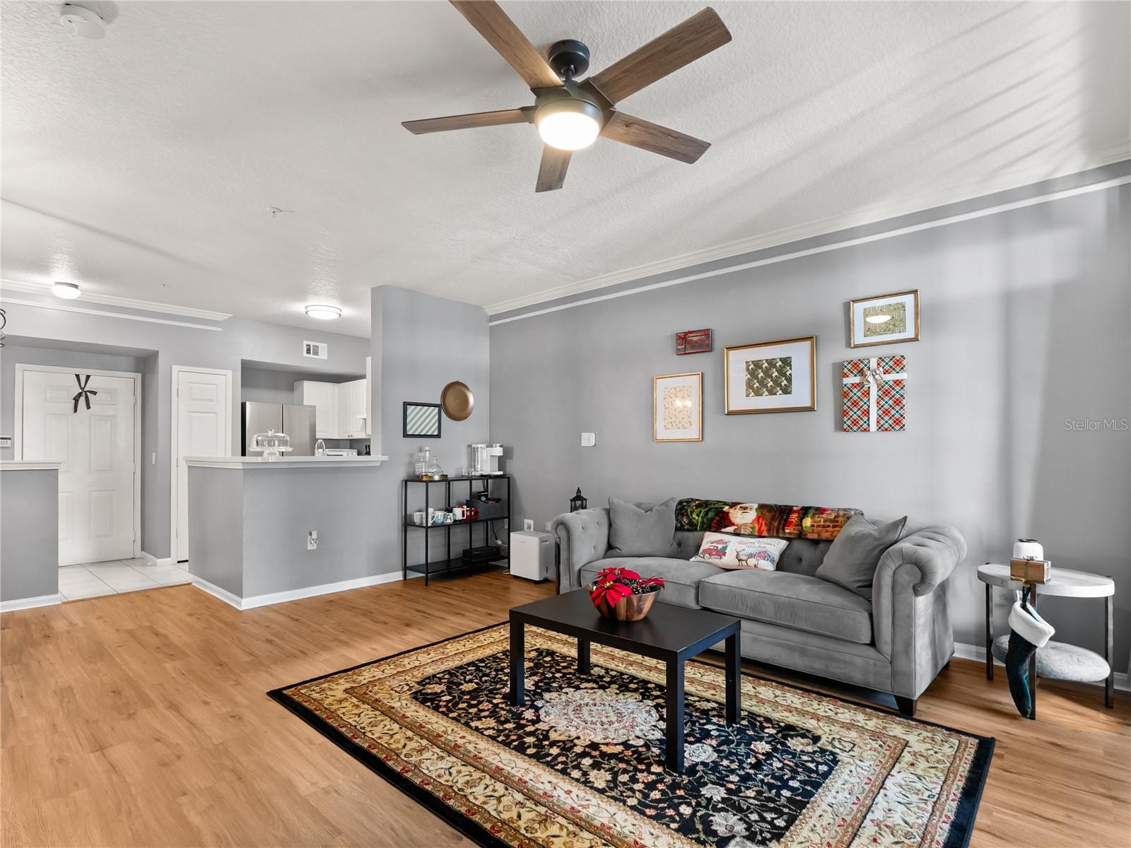 Image 3 of 29 For 239 Longview Avenue 111