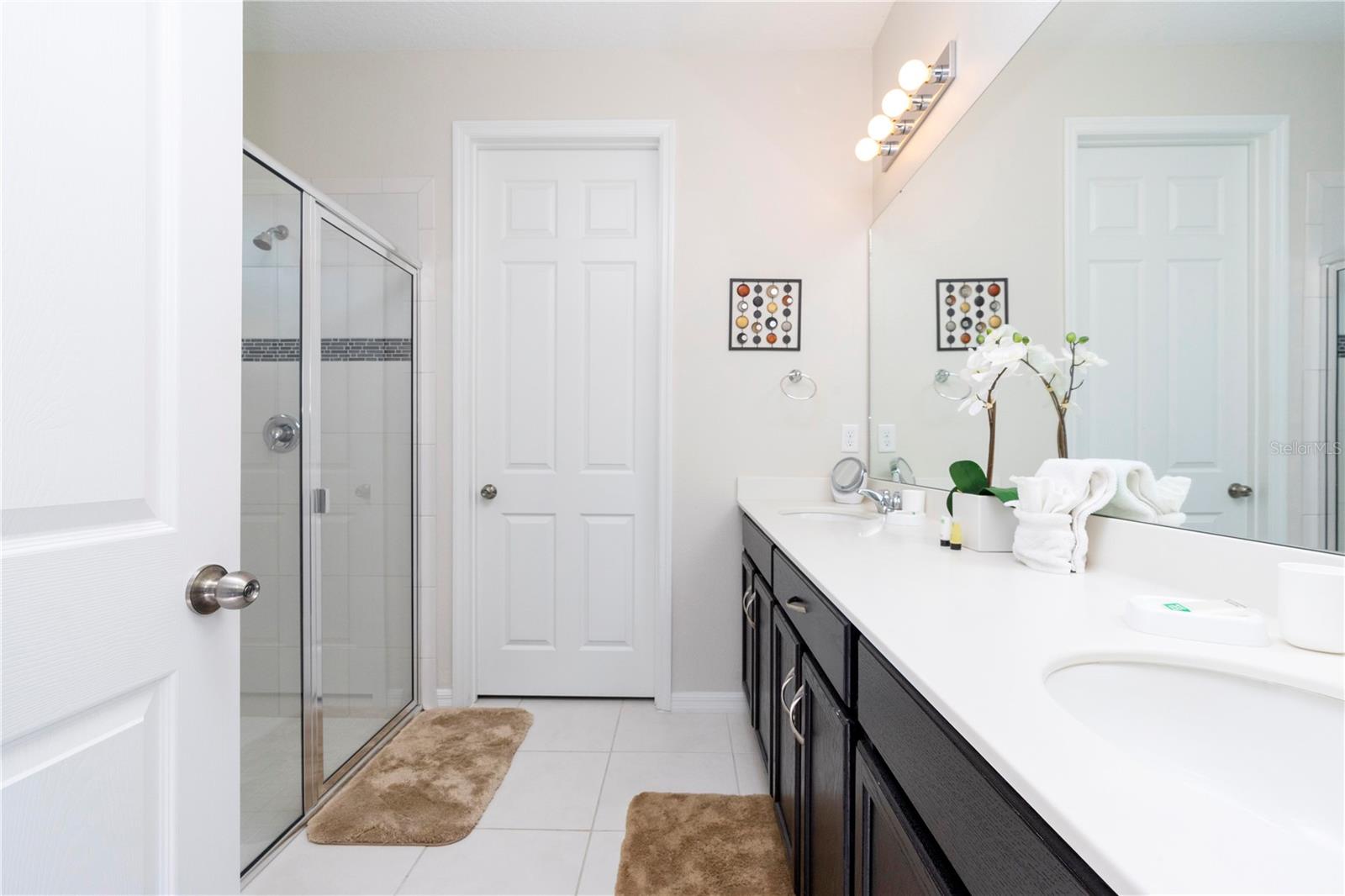 Image 35 of 77 For 9039 Pelican Cove Trace