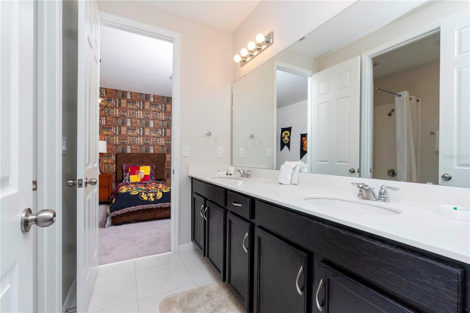 Image 56 of 77 For 9039 Pelican Cove Trace