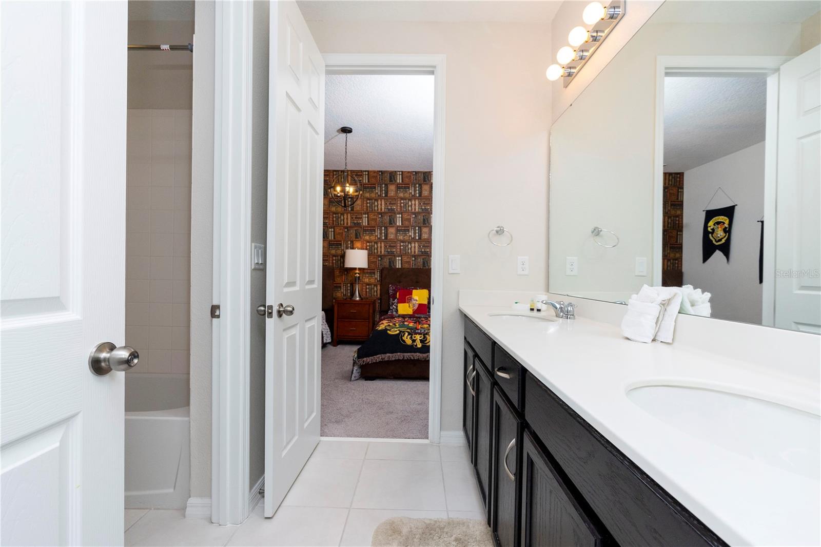 Image 57 of 77 For 9039 Pelican Cove Trace