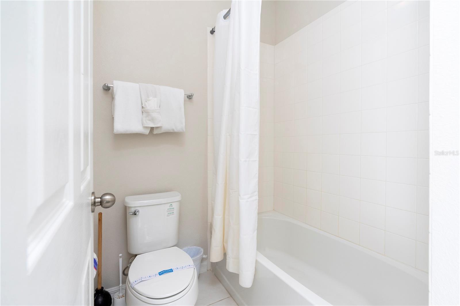 Image 58 of 77 For 9039 Pelican Cove Trace