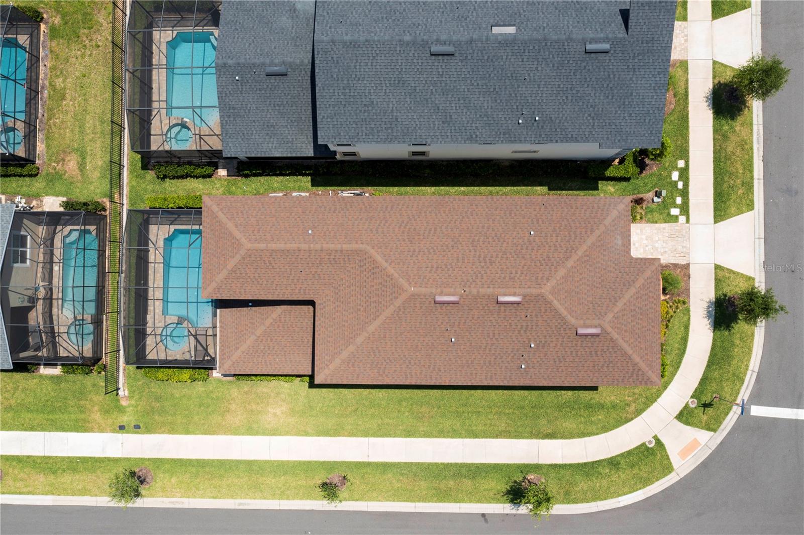 Image 6 of 77 For 9039 Pelican Cove Trace