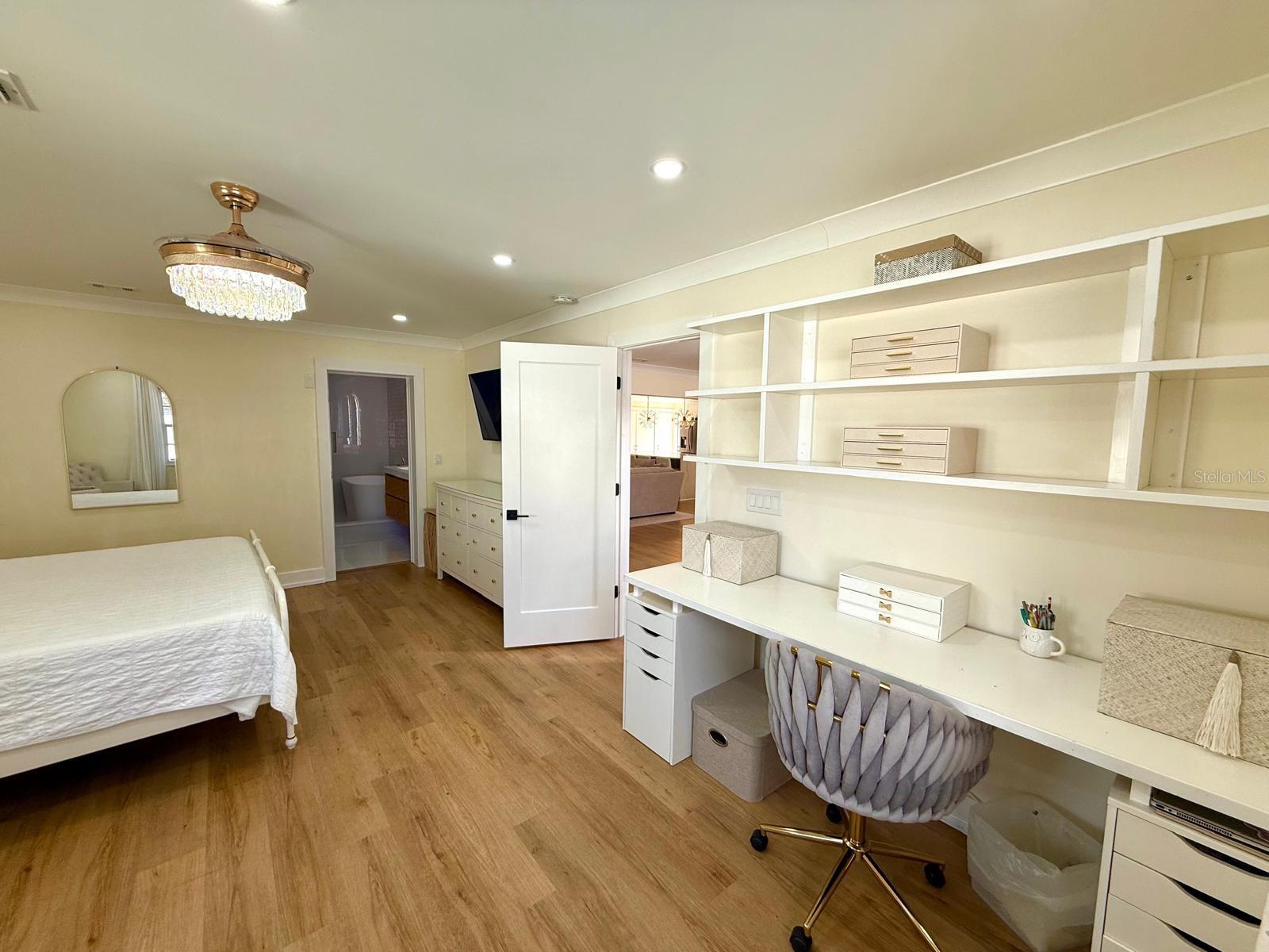 Image 22 of 28 For 1057 Willis Avenue