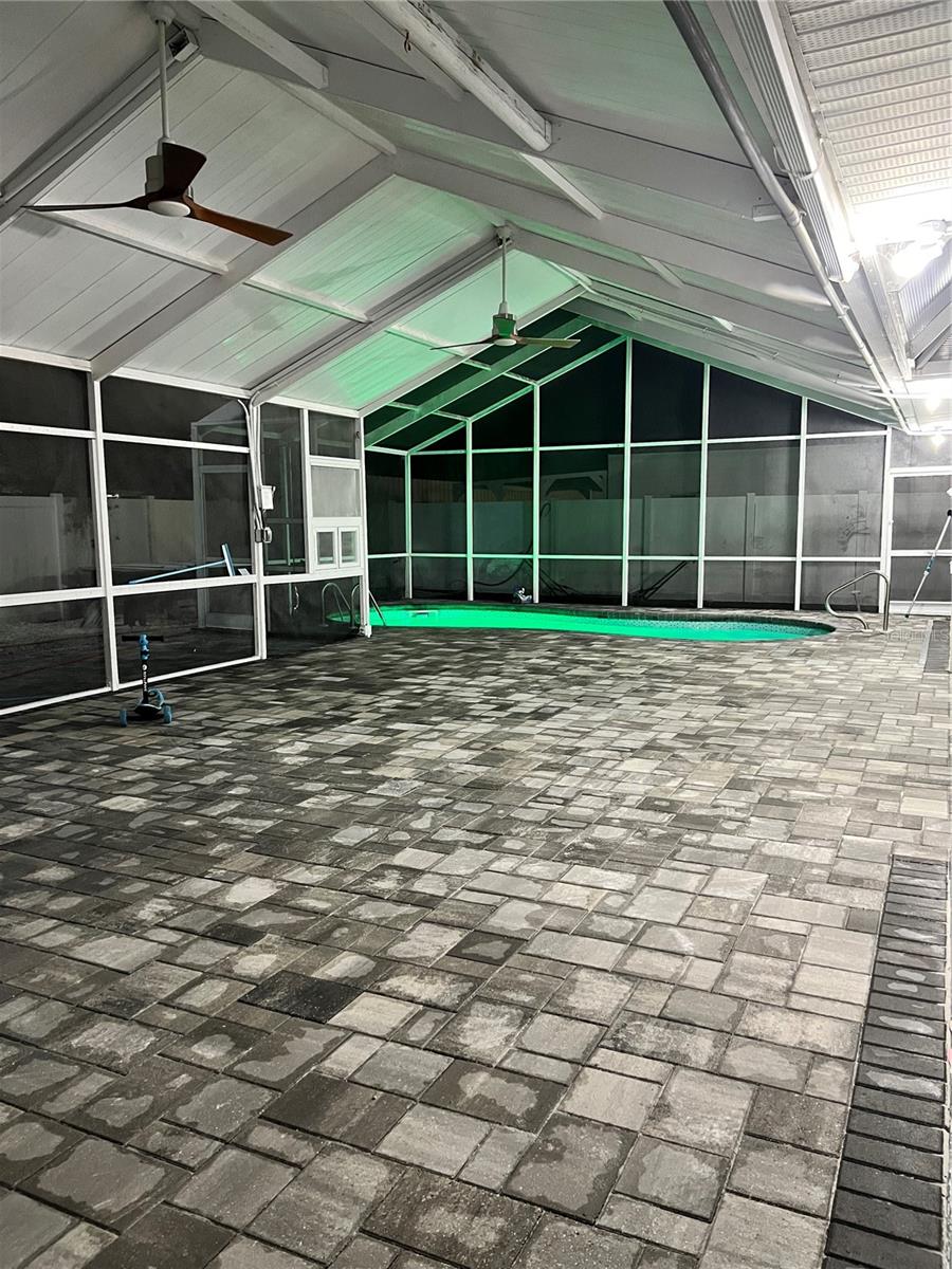 Image 7 of 28 For 1057 Willis Avenue