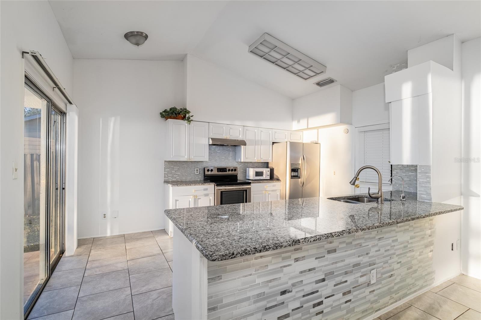 Image 5 of 28 For 1704 Ison Lane