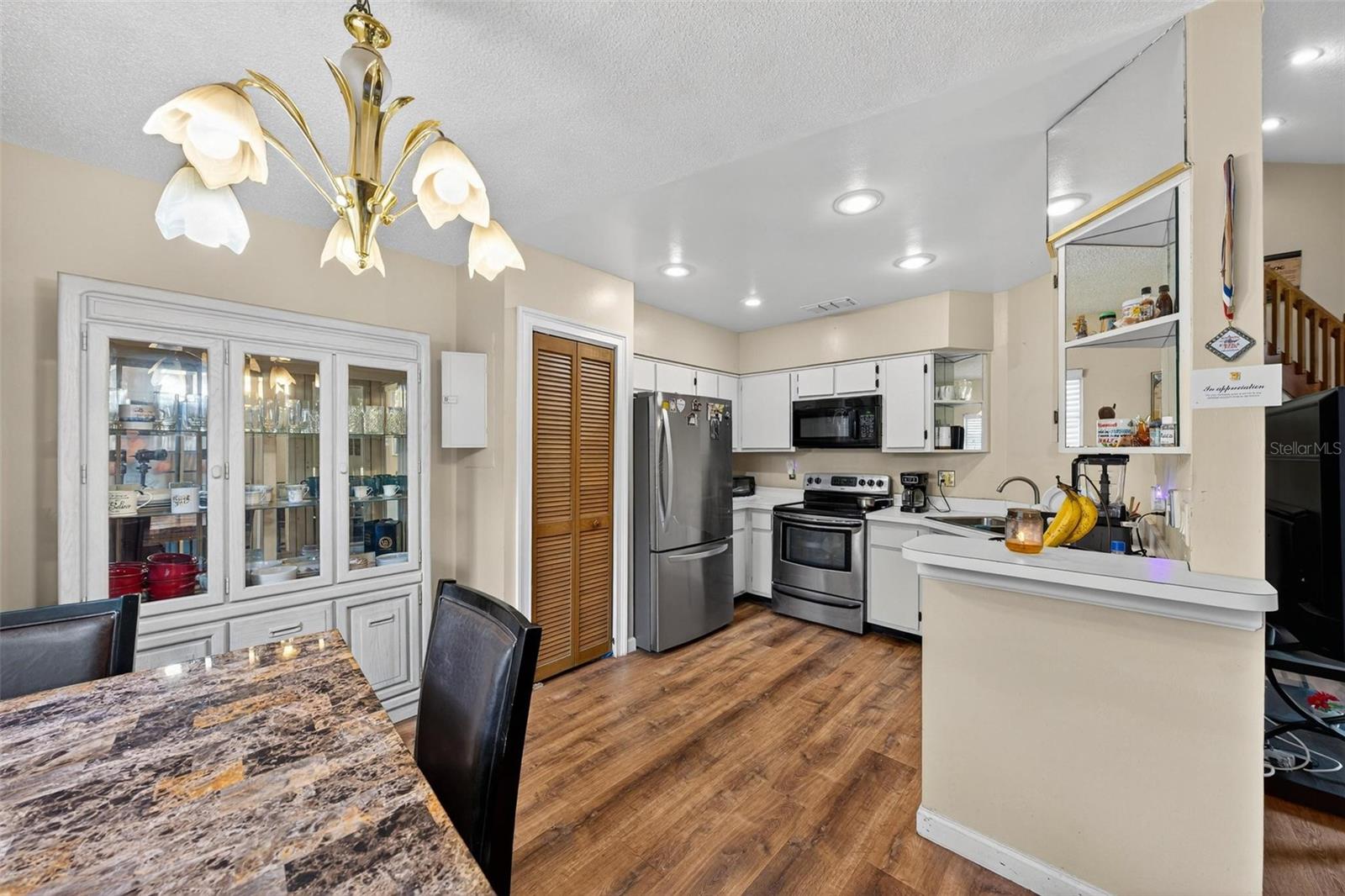 Image 10 of 44 For 4652 Oak Arbor Circle