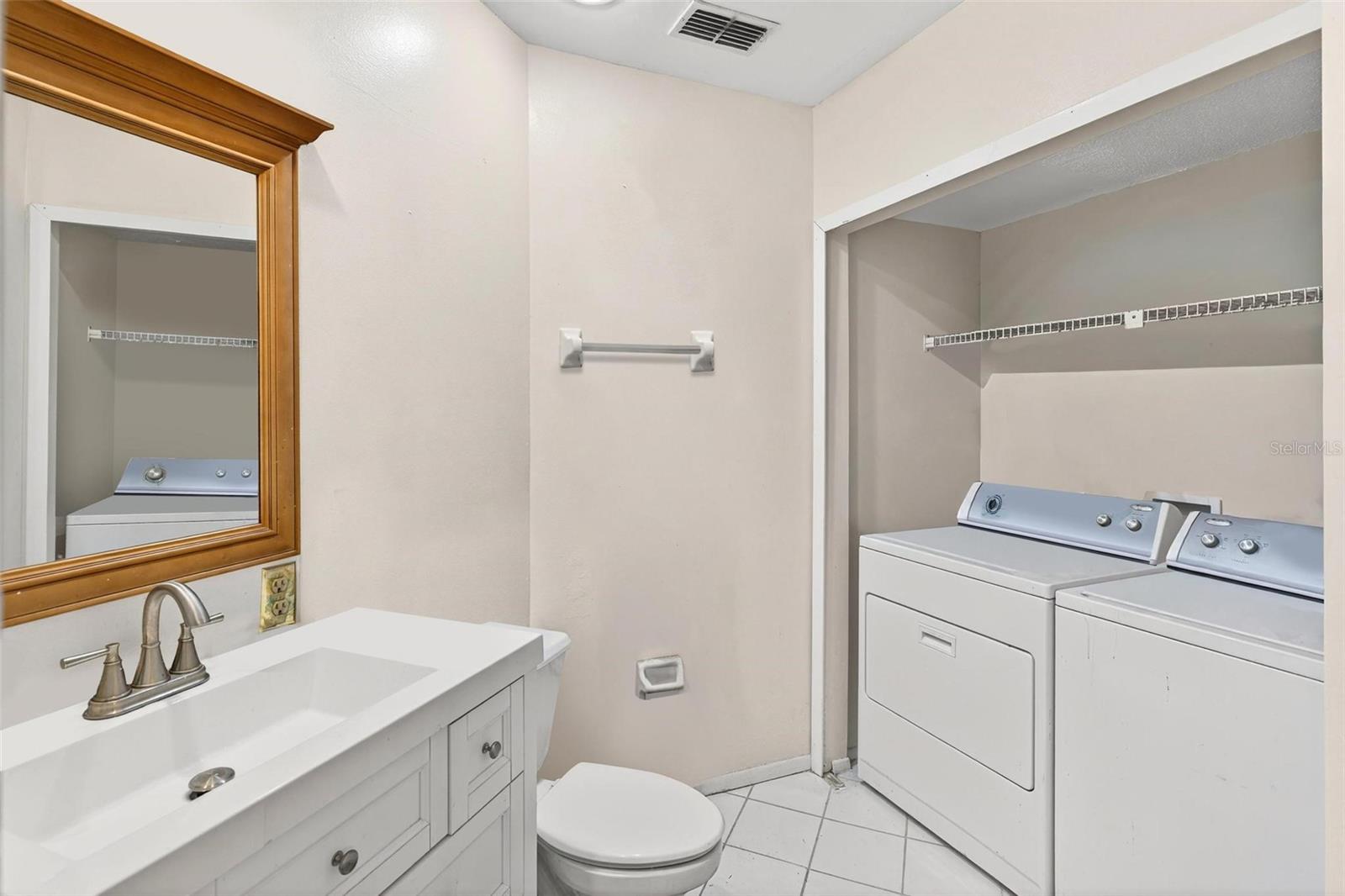 Image 16 of 44 For 4652 Oak Arbor Circle