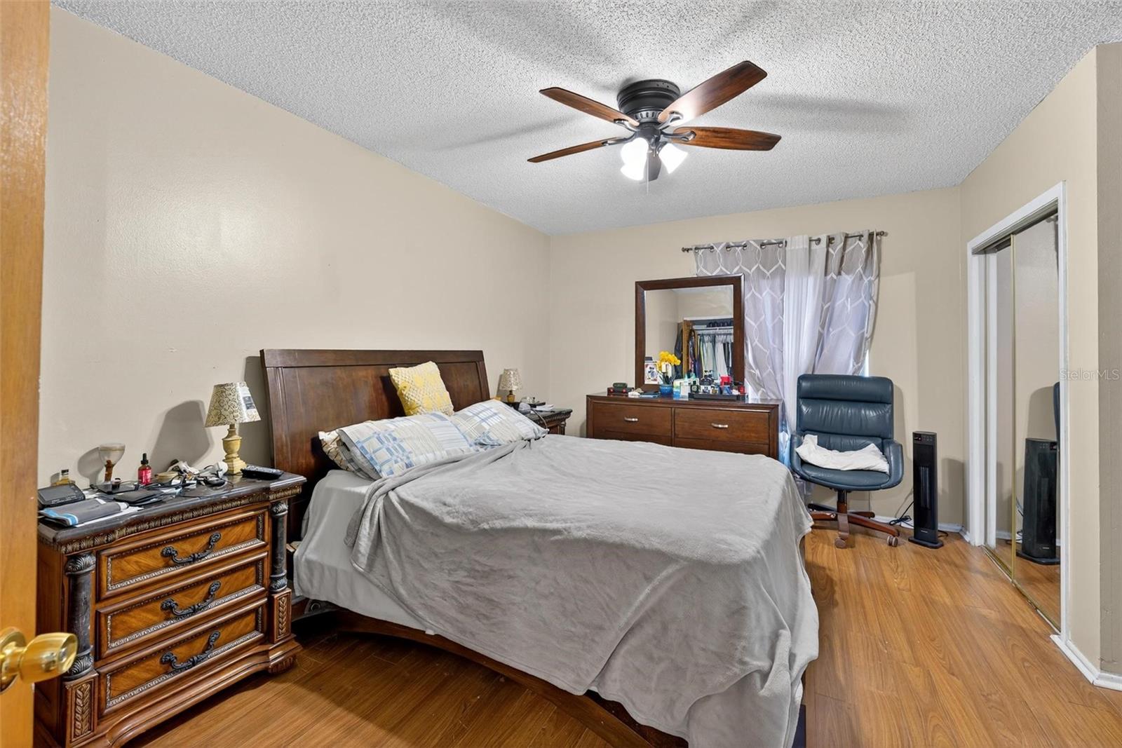 Image 17 of 44 For 4652 Oak Arbor Circle