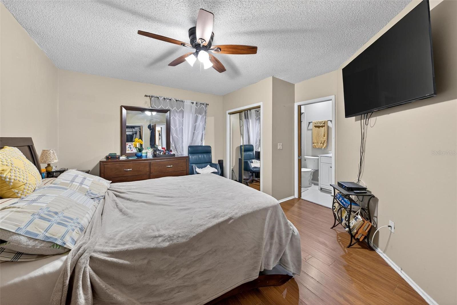 Image 18 of 44 For 4652 Oak Arbor Circle