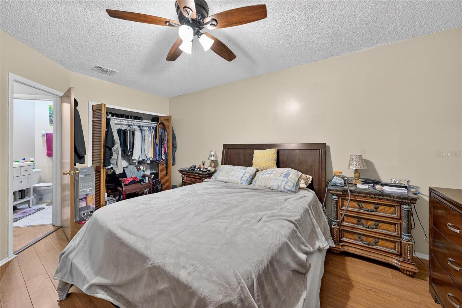 Image 19 of 44 For 4652 Oak Arbor Circle