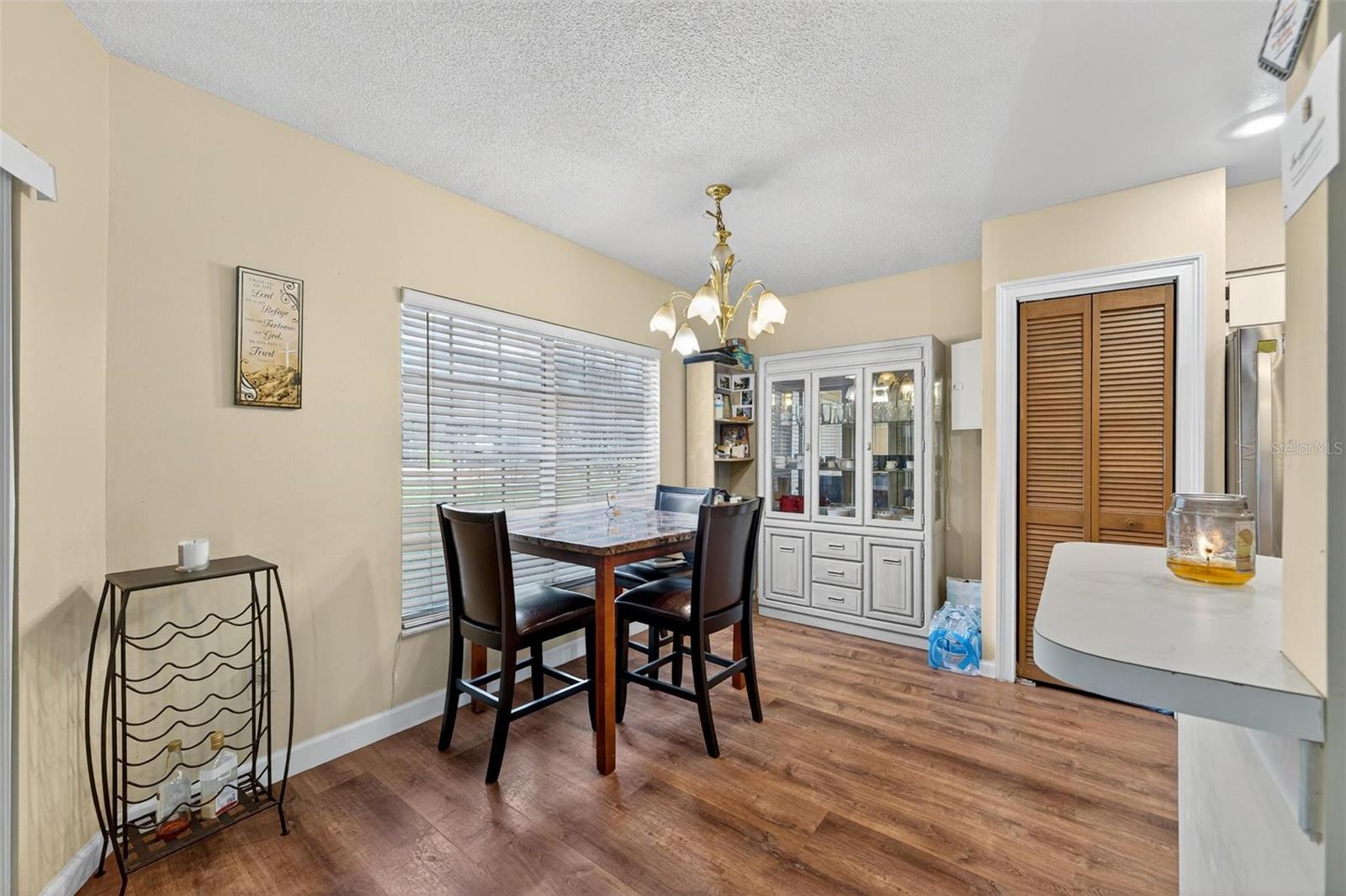 Image 8 of 44 For 4652 Oak Arbor Circle