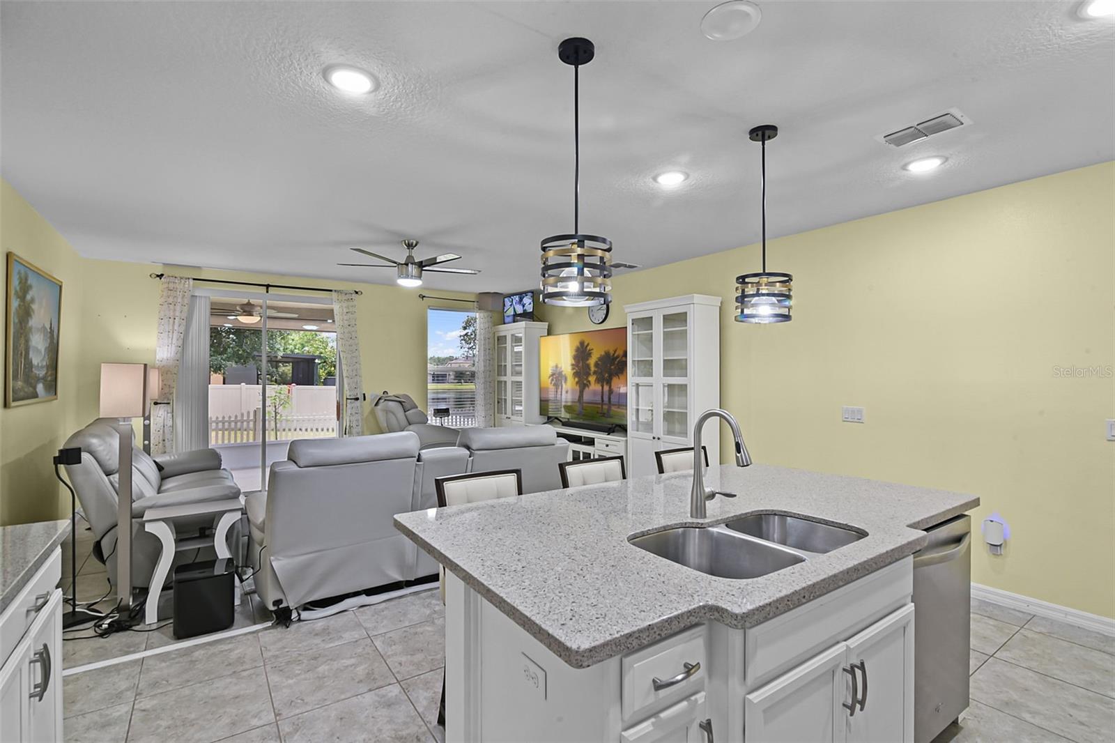 Image 14 of 47 For 4051 Prairie Reserve Boulevard