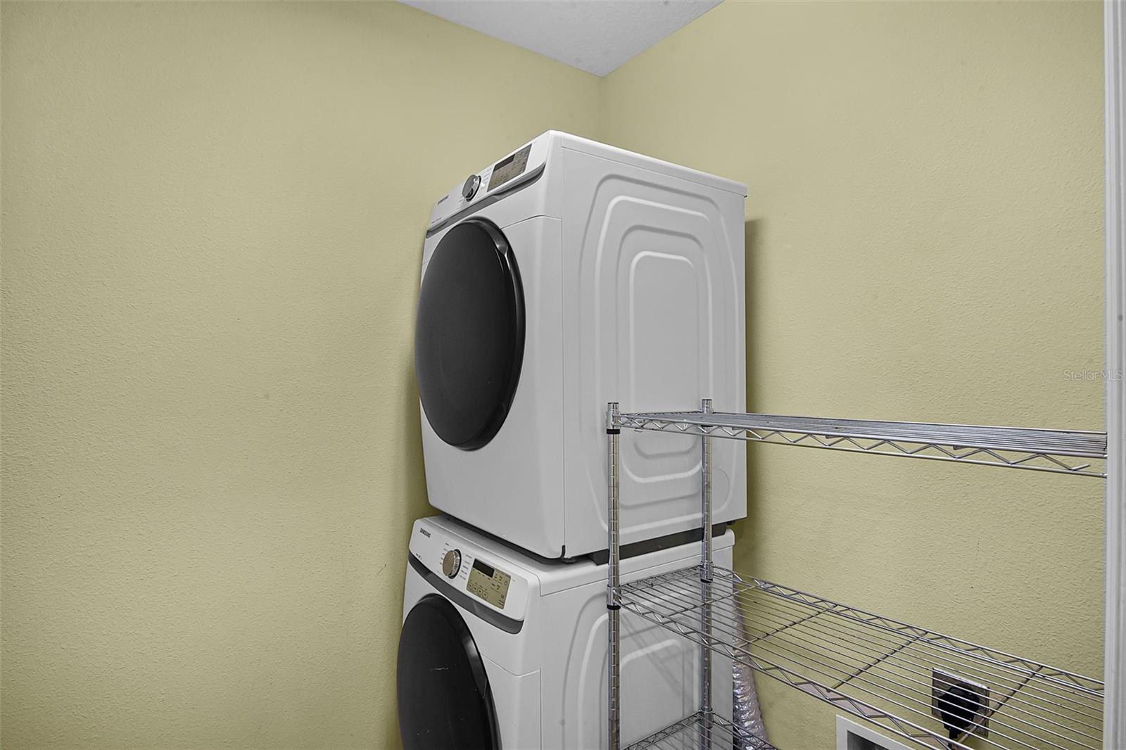 Image 22 of 47 For 4051 Prairie Reserve Boulevard