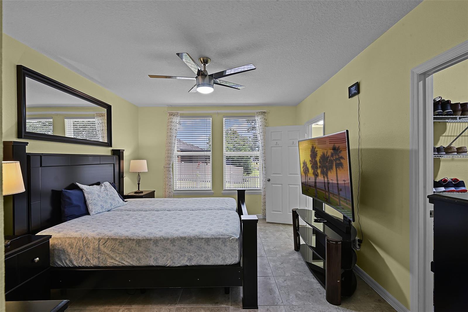 Image 26 of 47 For 4051 Prairie Reserve Boulevard