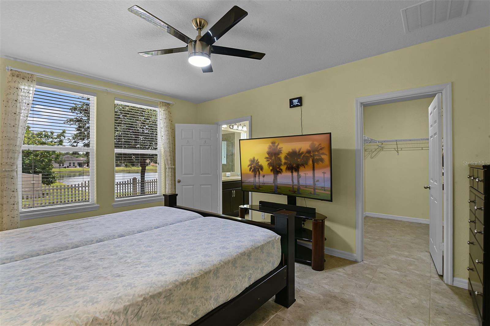 Image 27 of 47 For 4051 Prairie Reserve Boulevard