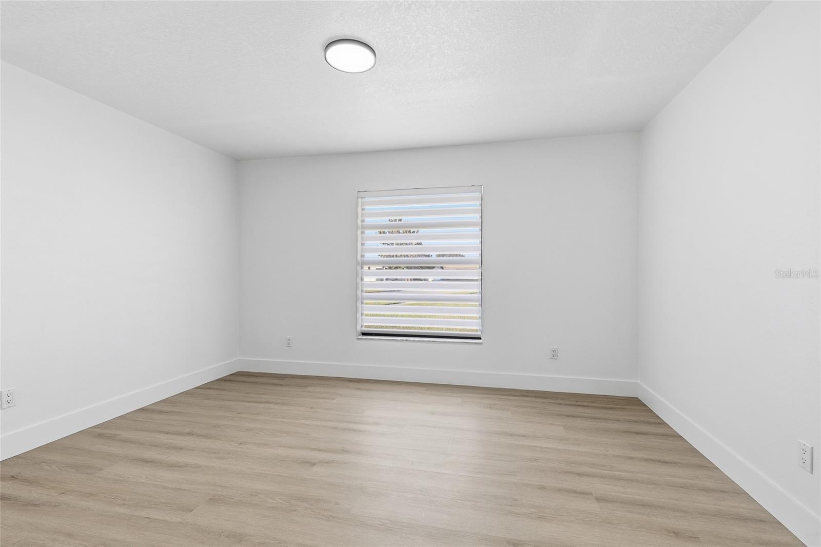 Image 15 of 24 For 5439 Sacramento Court