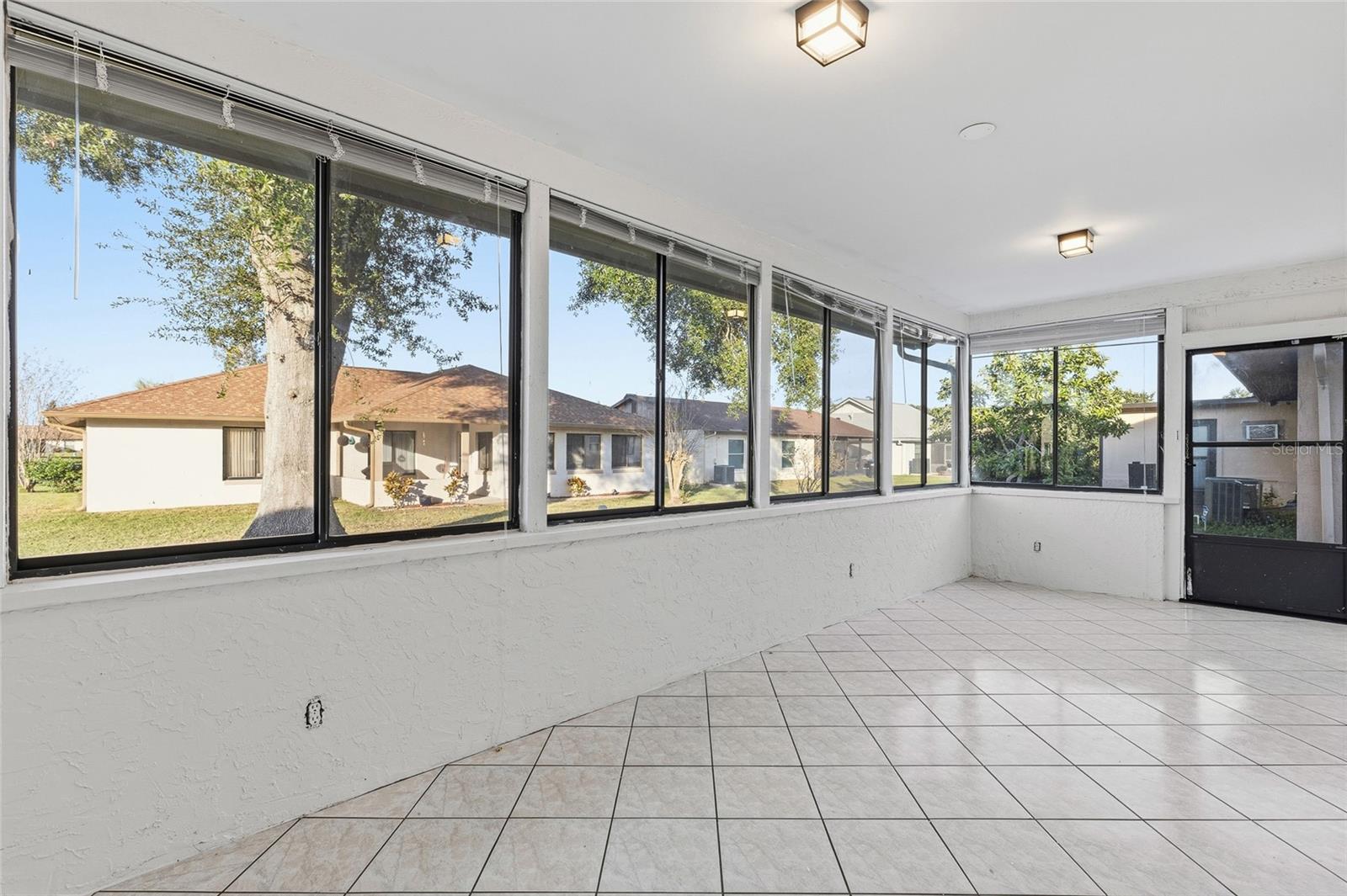 Image 16 of 24 For 5439 Sacramento Court