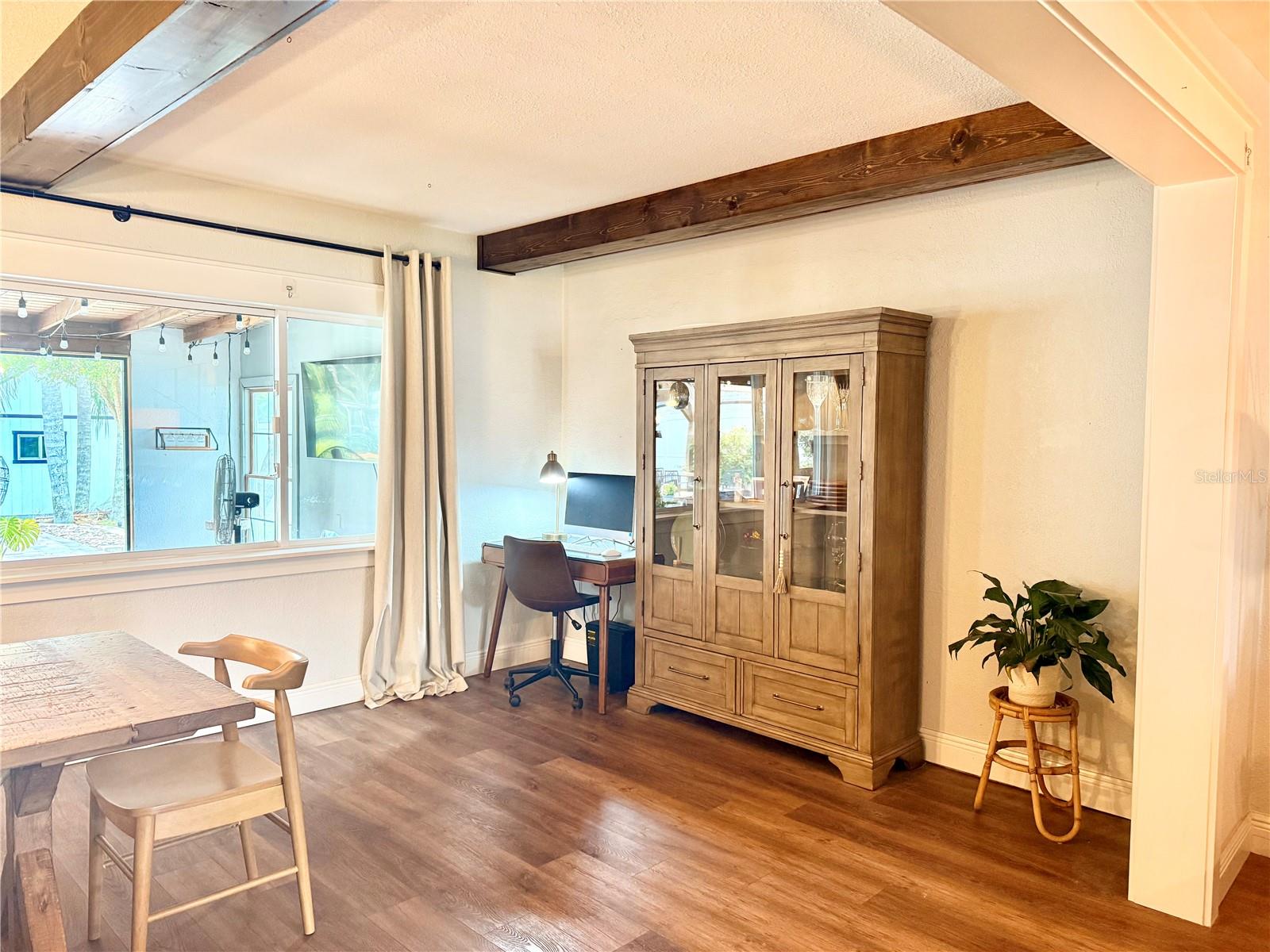 Image 16 of 51 For 1424 Sawyerwood Avenue