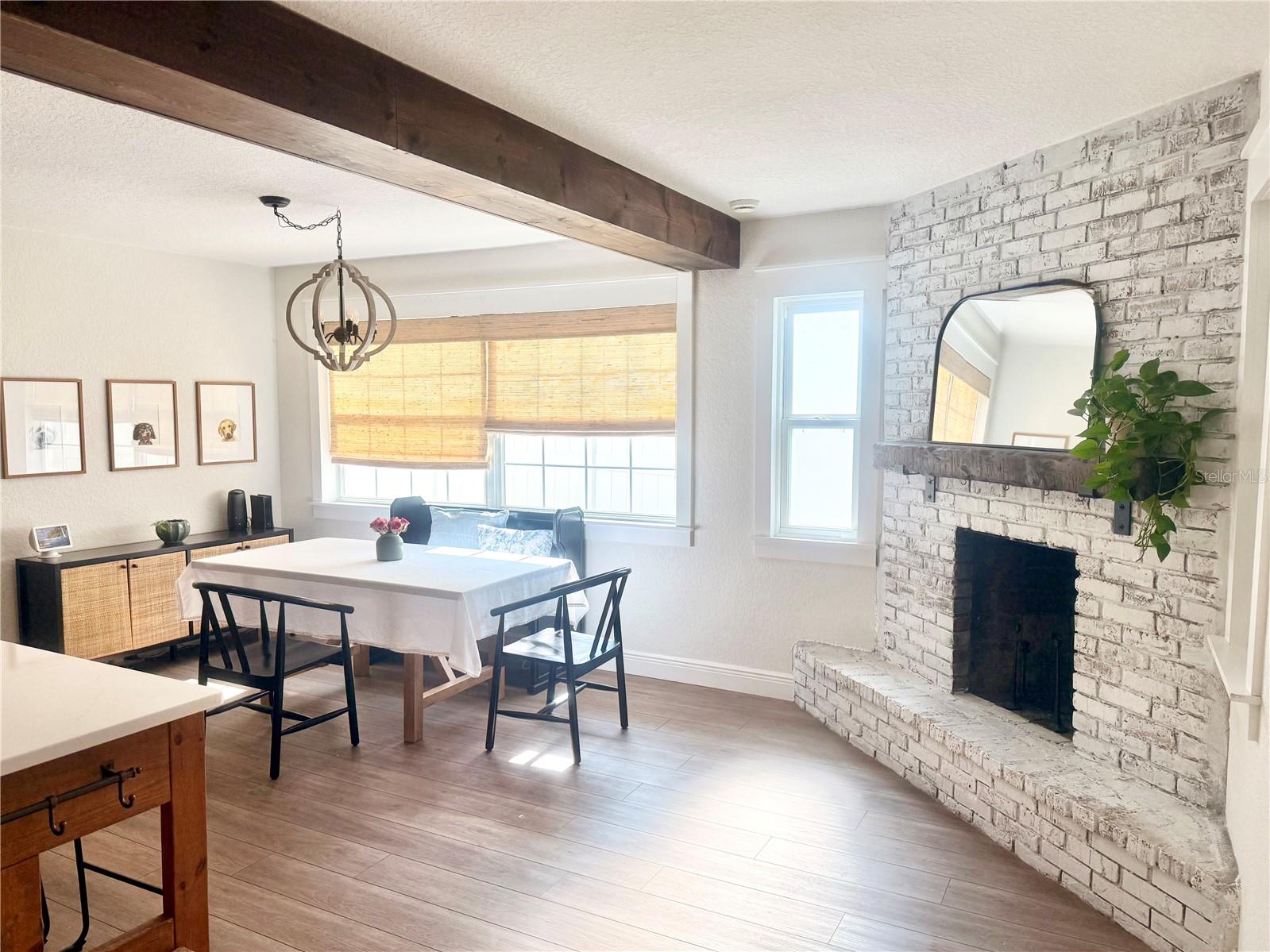 Image 18 of 51 For 1424 Sawyerwood Avenue