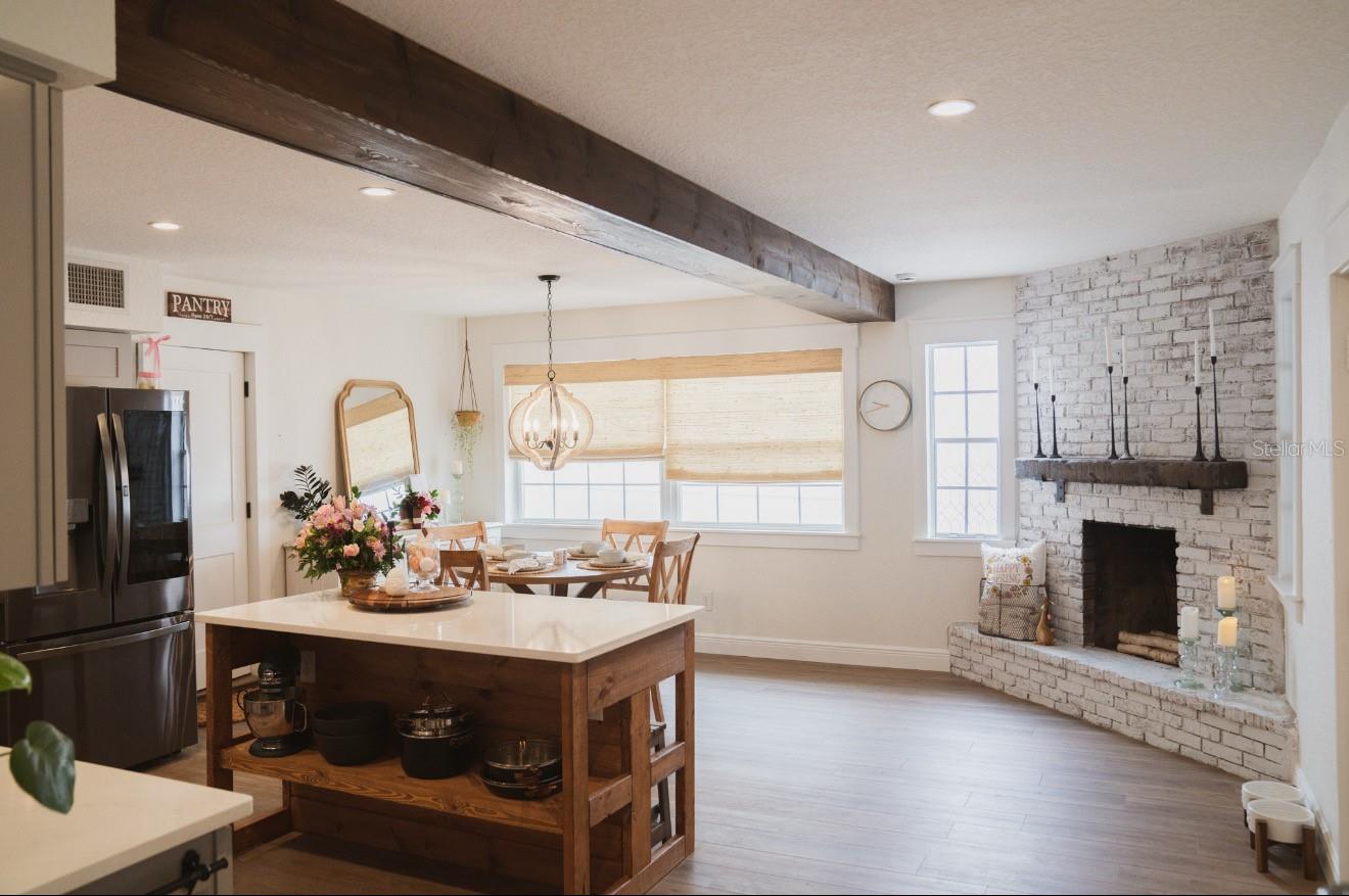 Image 23 of 51 For 1424 Sawyerwood Avenue