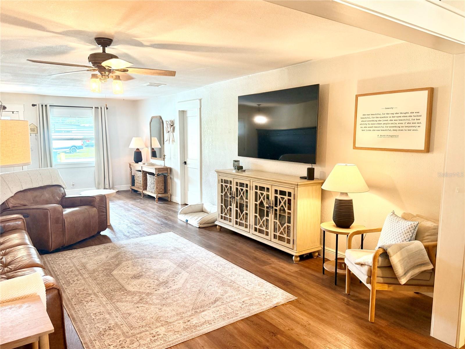 Image 6 of 51 For 1424 Sawyerwood Avenue