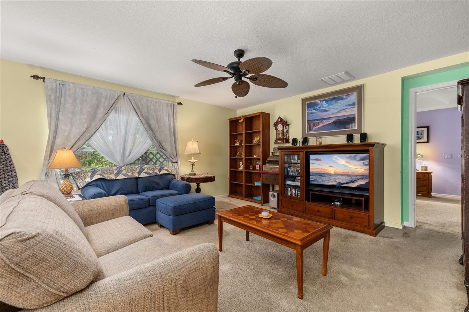 Image 10 of 45 For 4629 Caverns Drive