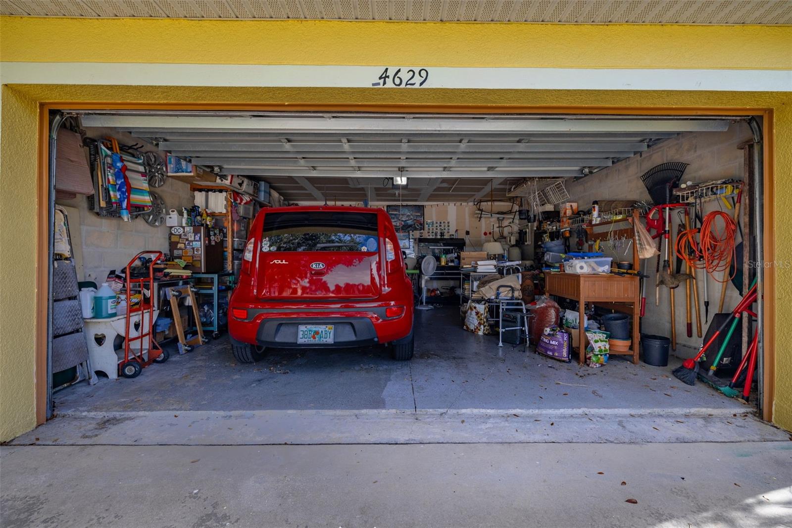 Image 29 of 45 For 4629 Caverns Drive