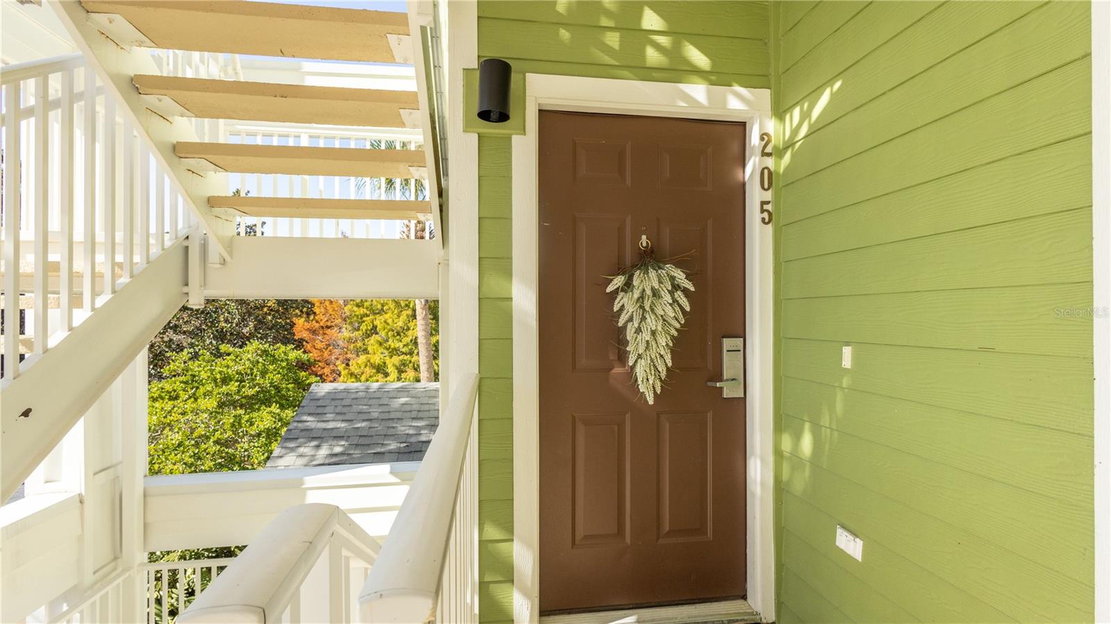 Image 2 of 44 For 205 Watling Way 24205