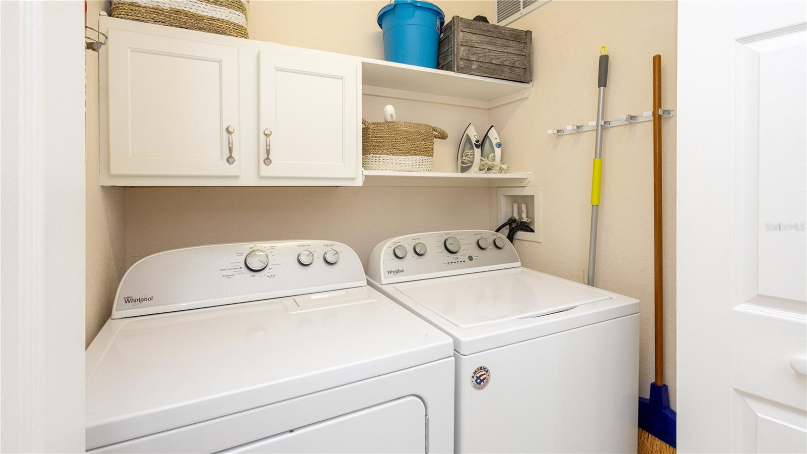 Image 23 of 44 For 205 Watling Way 24205