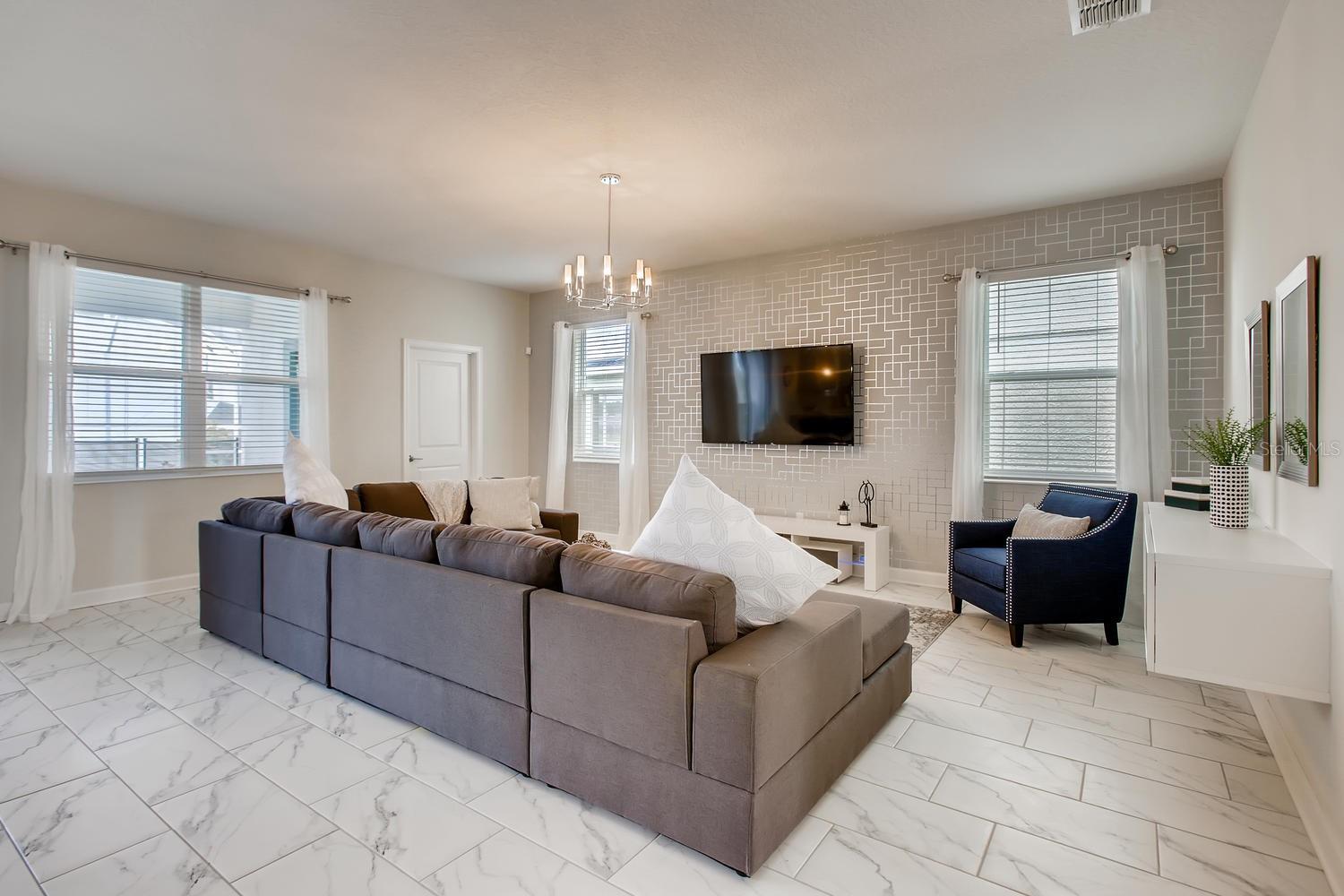 Image 7 of 40 For 8908 Cabot Cliffs Drive