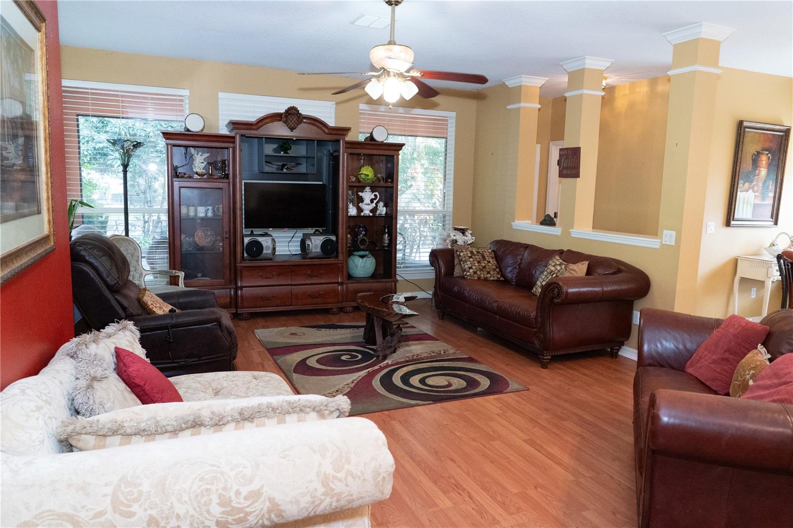 Image 21 of 90 For 552 Teton Street