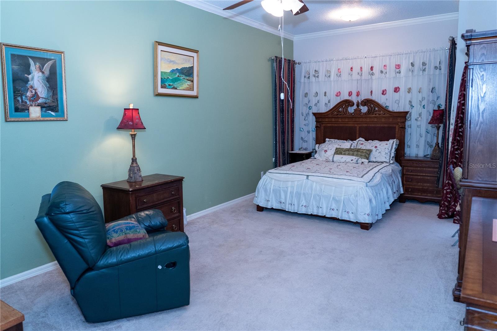 Image 29 of 90 For 552 Teton Street