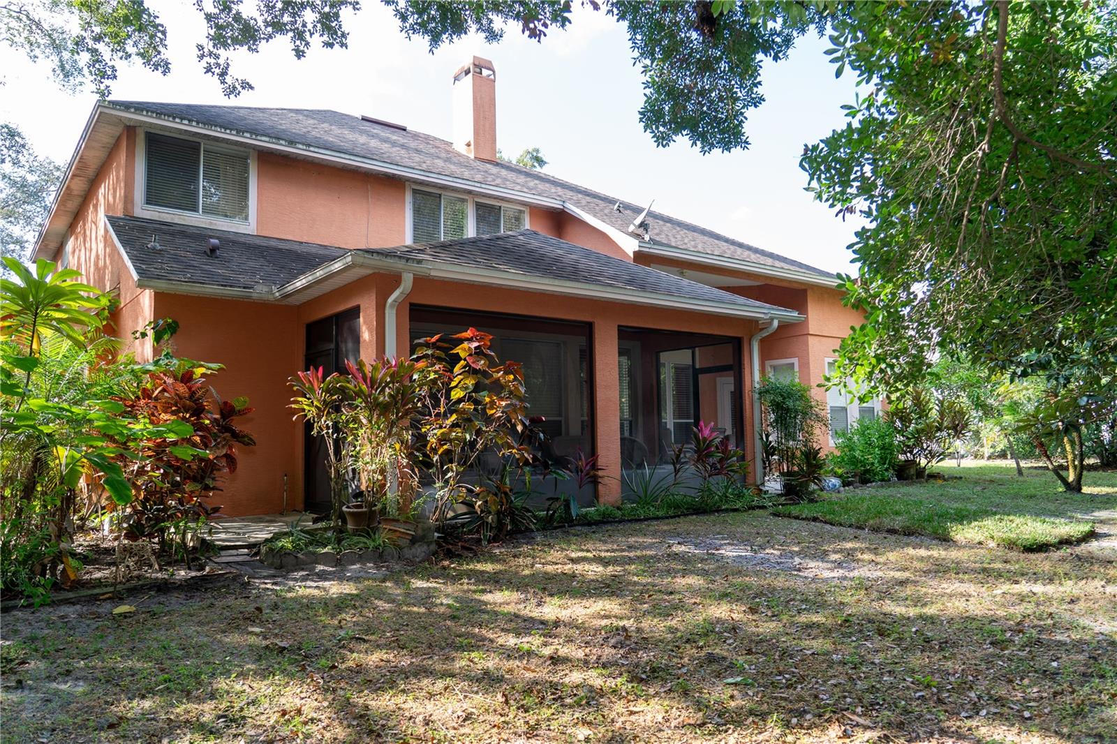 Image 36 of 90 For 552 Teton Street