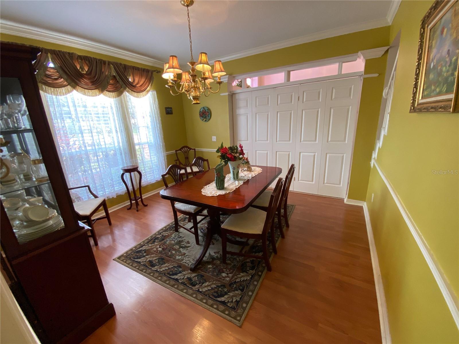 Image 41 of 90 For 552 Teton Street