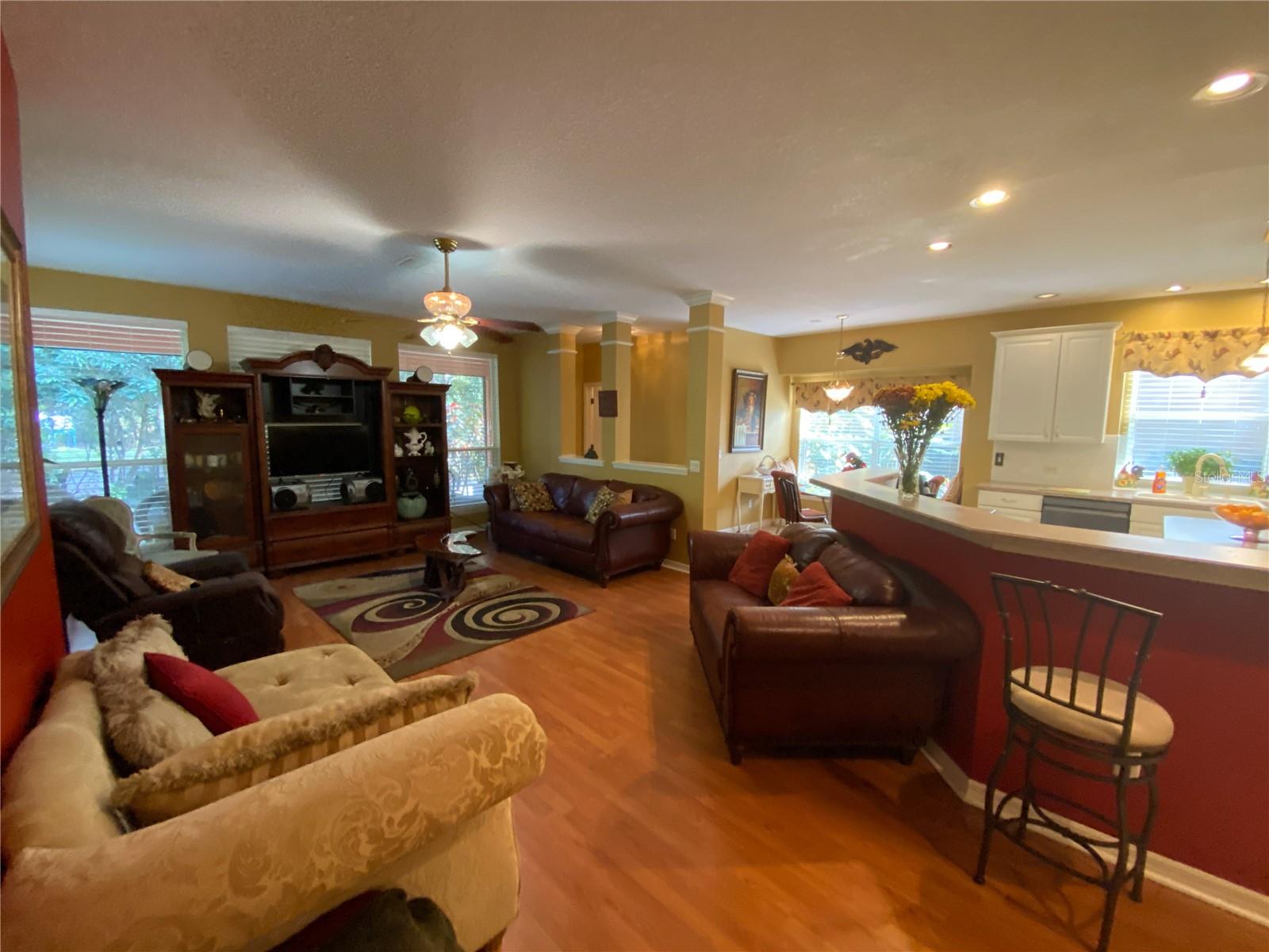 Image 50 of 90 For 552 Teton Street