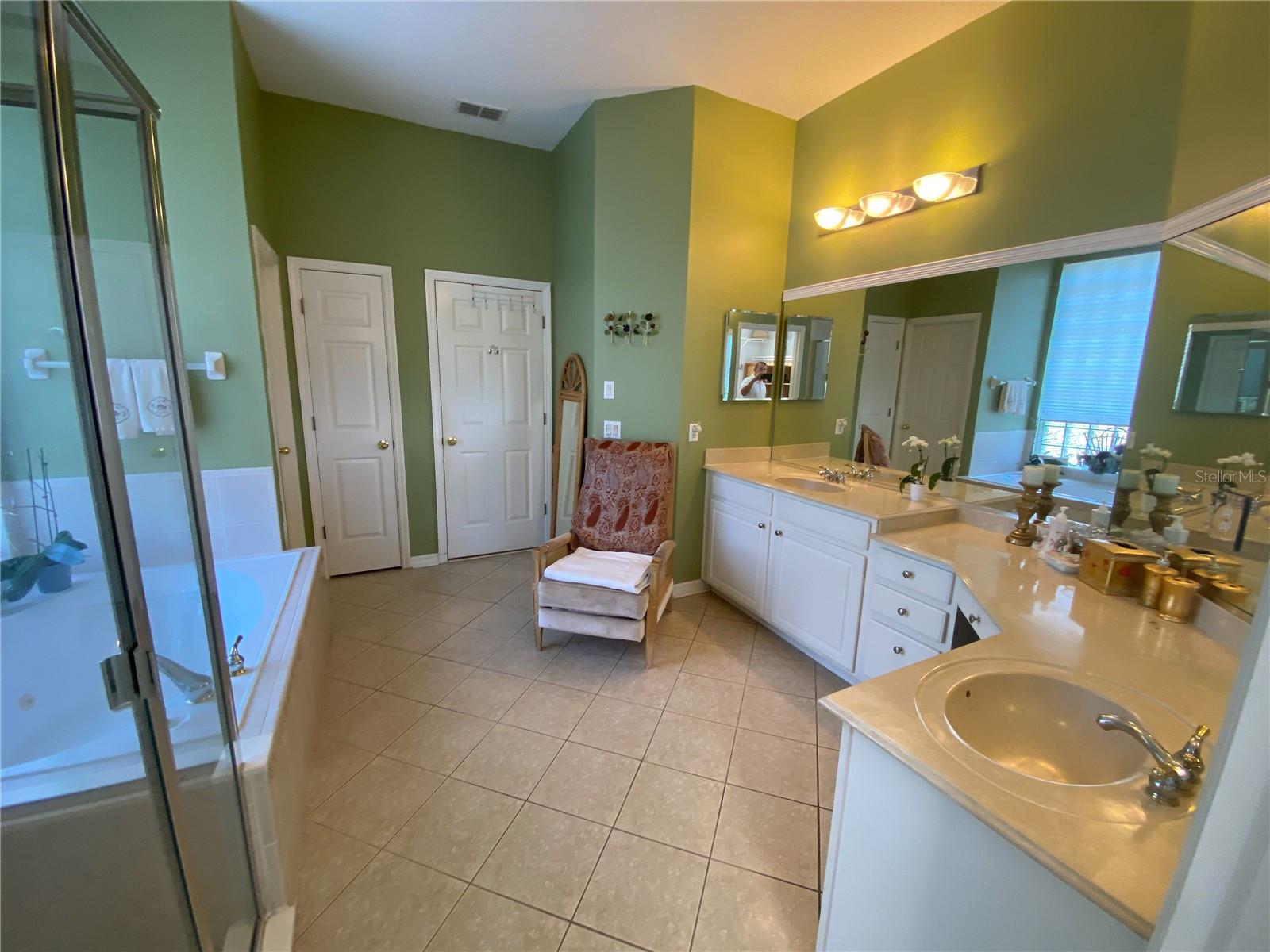 Image 58 of 90 For 552 Teton Street