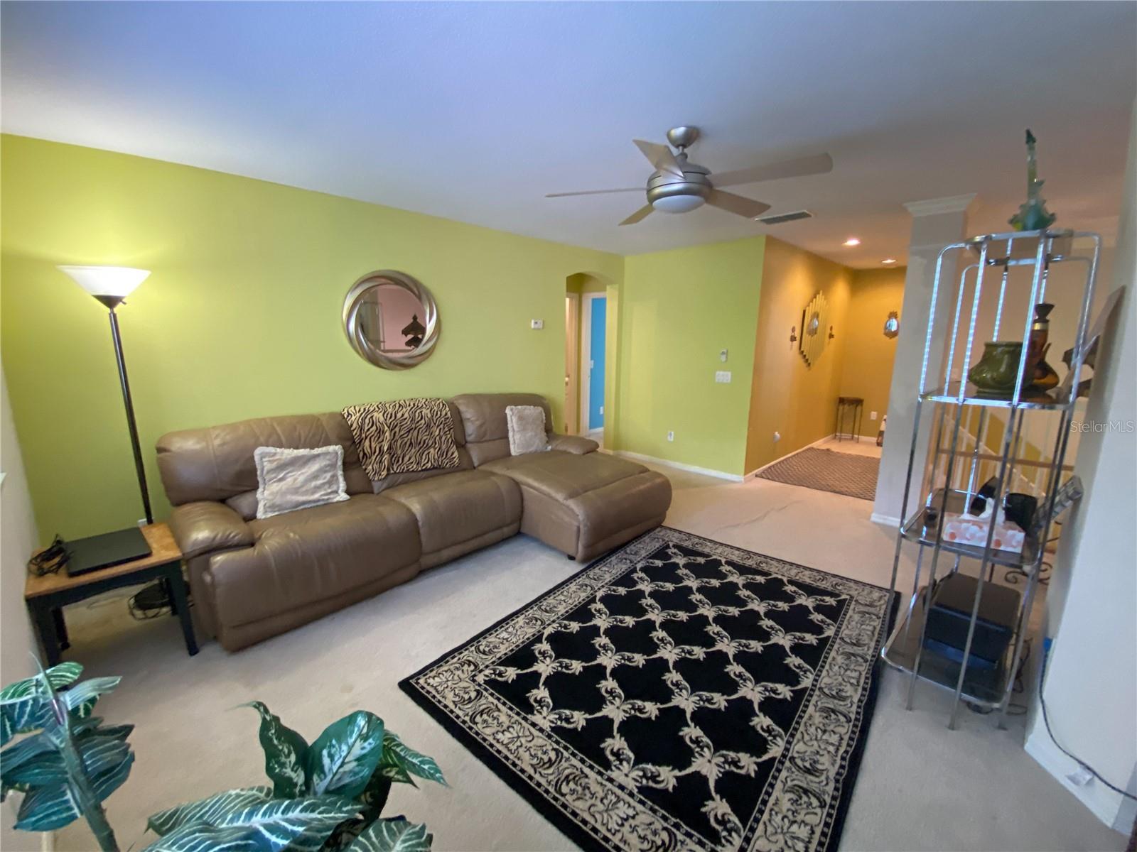 Image 65 of 90 For 552 Teton Street