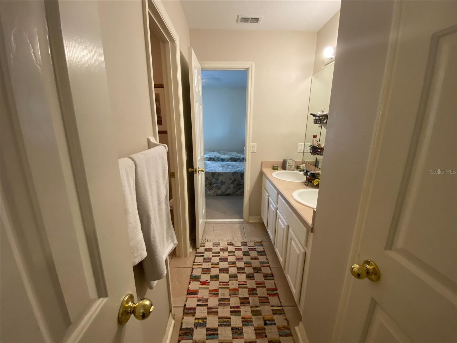 Image 75 of 90 For 552 Teton Street