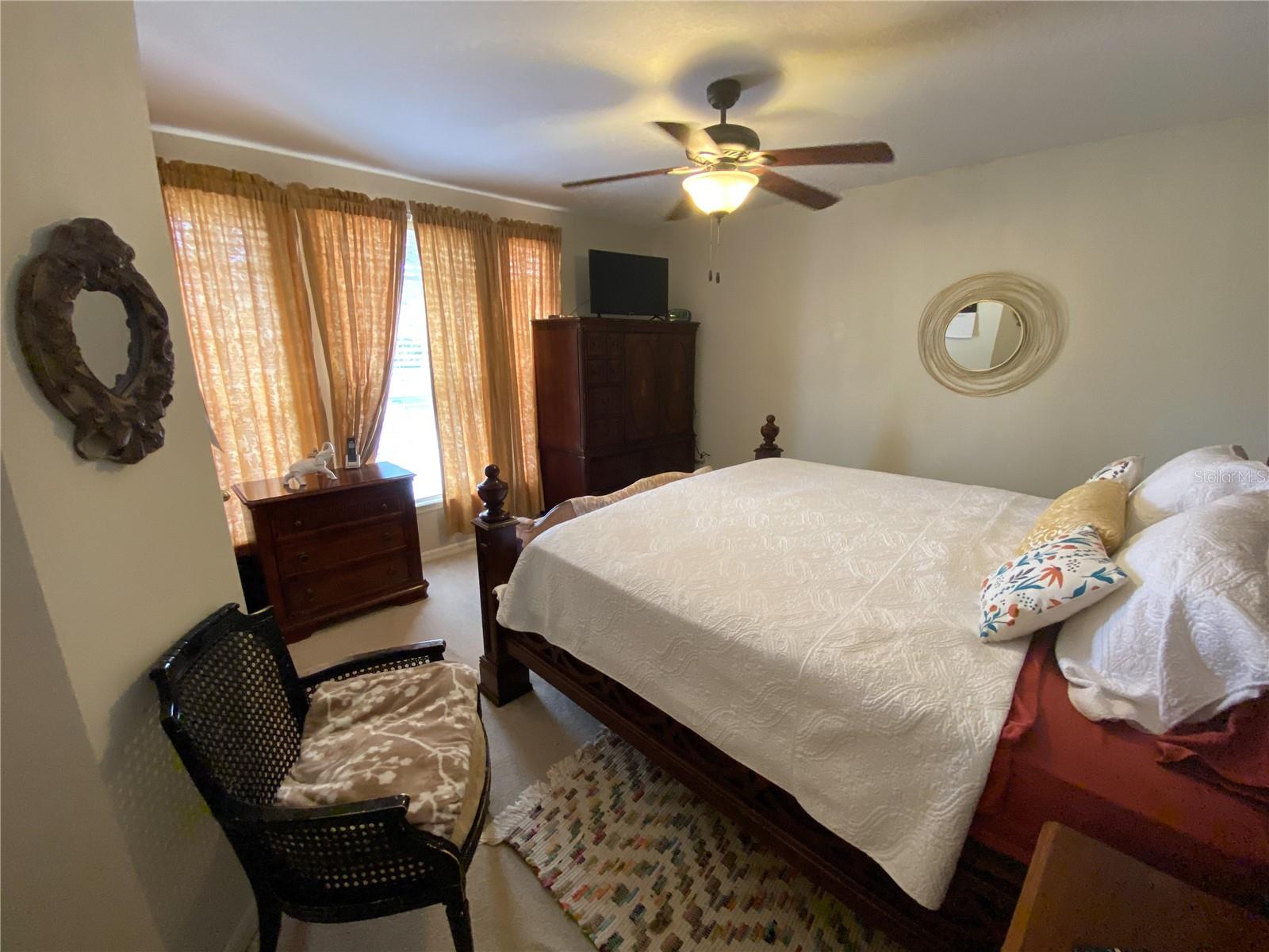 Image 77 of 90 For 552 Teton Street