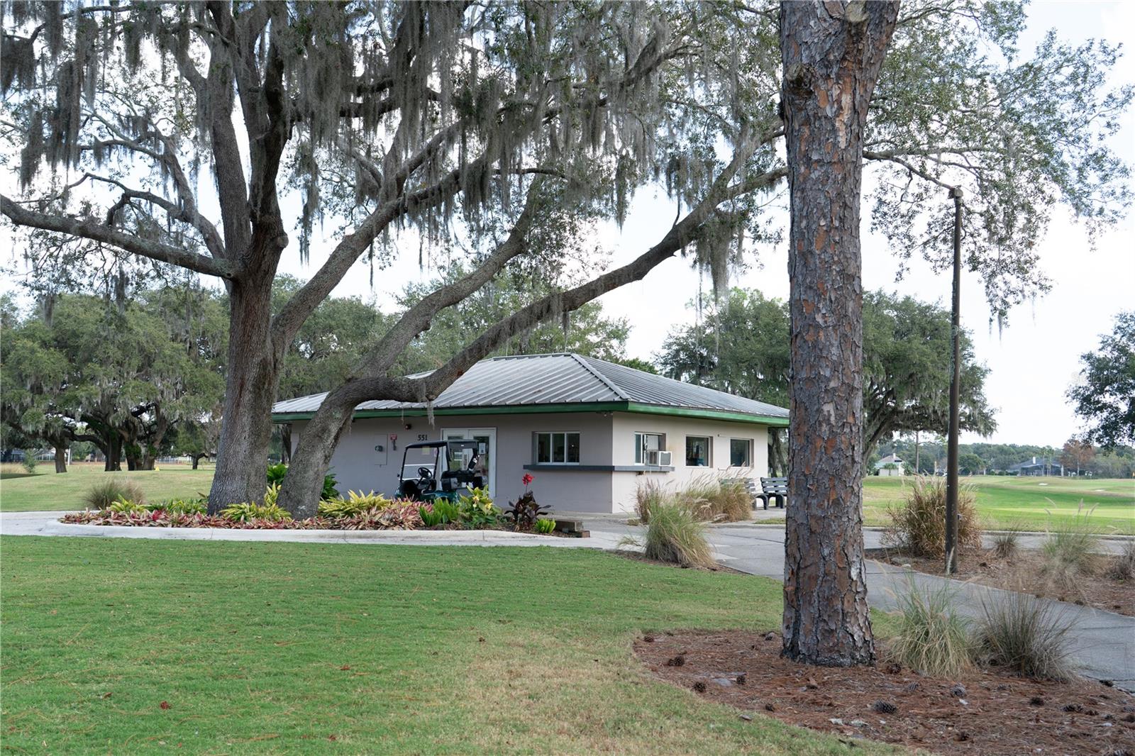 Image 9 of 90 For 552 Teton Street