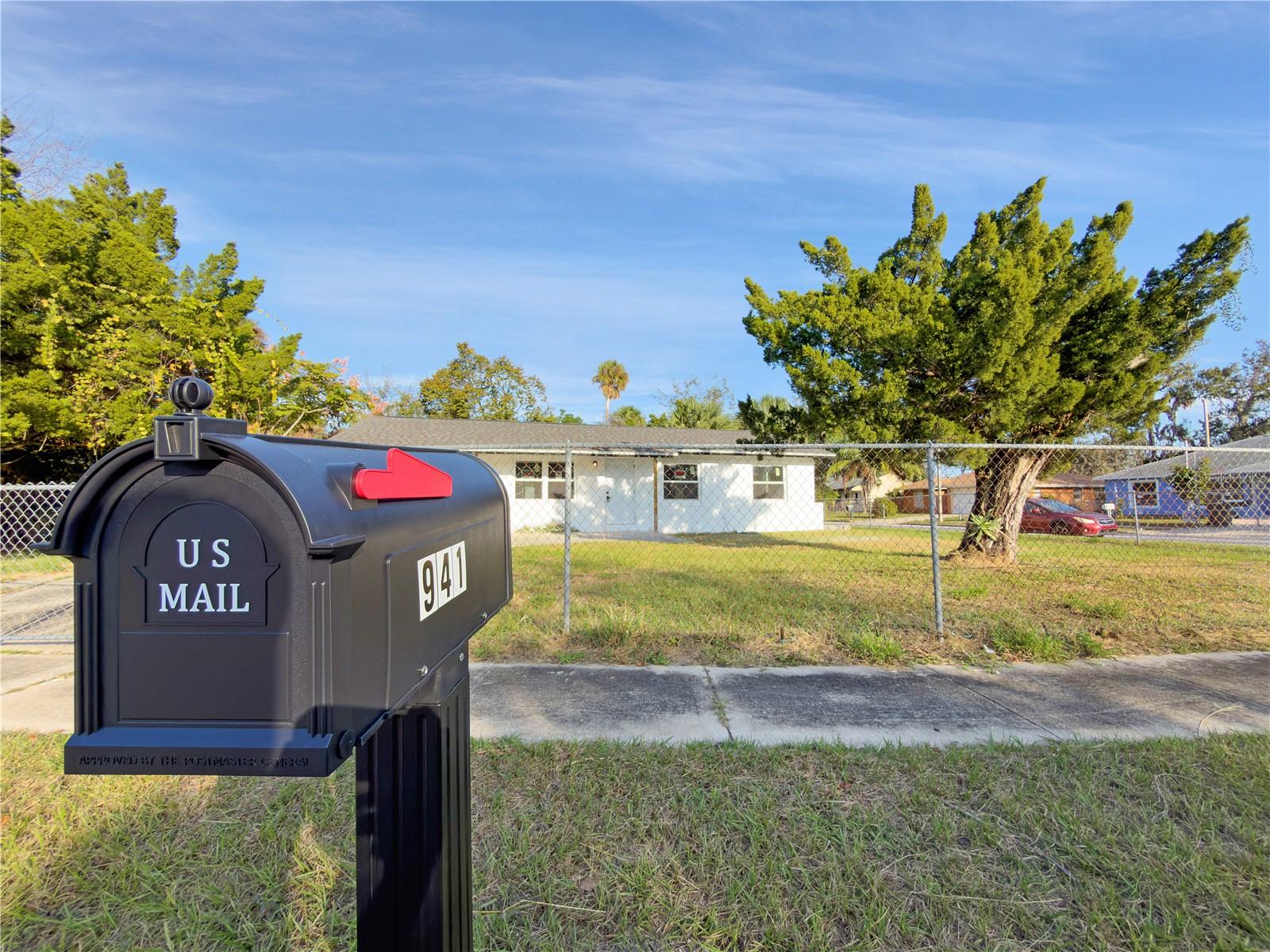 Image 22 of 25 For 941 Kathy Street