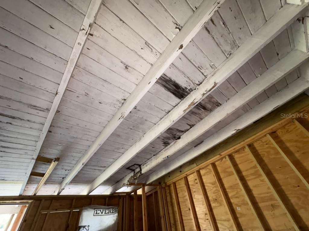 Image 11 of 20 For 814 Texas Avenue