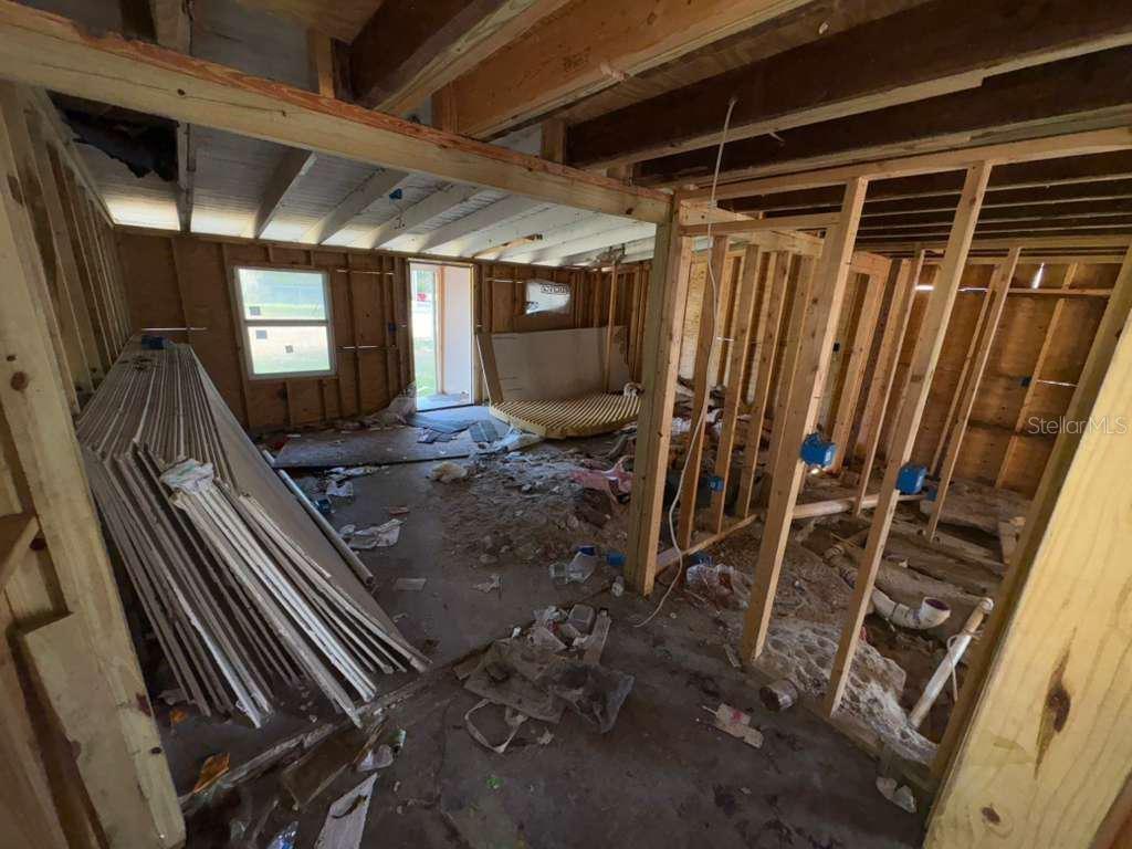 Image 14 of 20 For 814 Texas Avenue