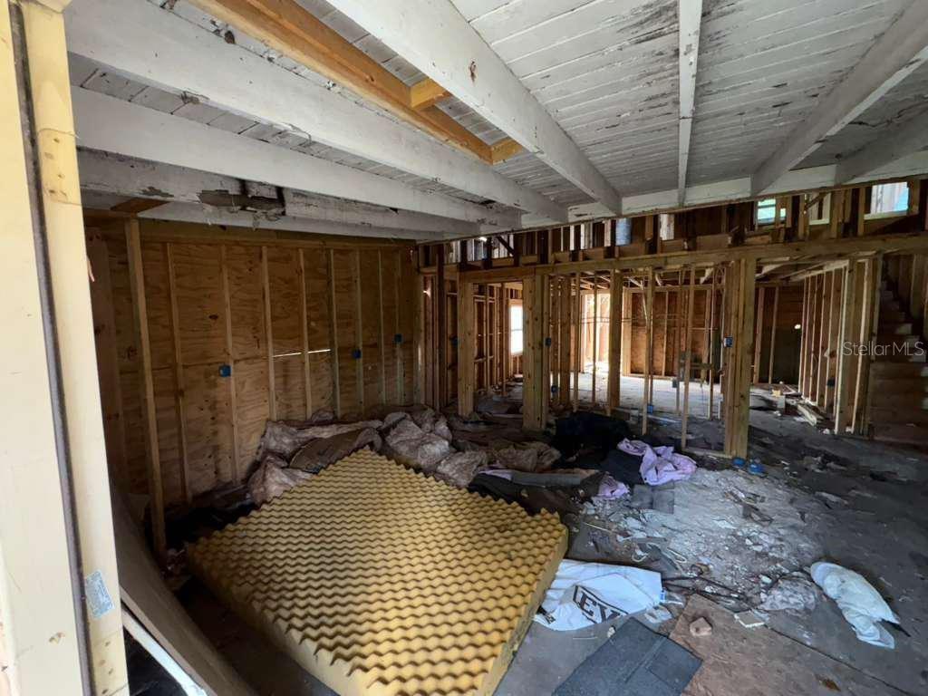 Image 17 of 20 For 814 Texas Avenue