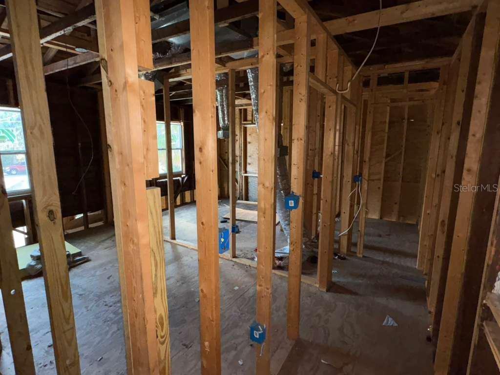 Image 18 of 20 For 814 Texas Avenue