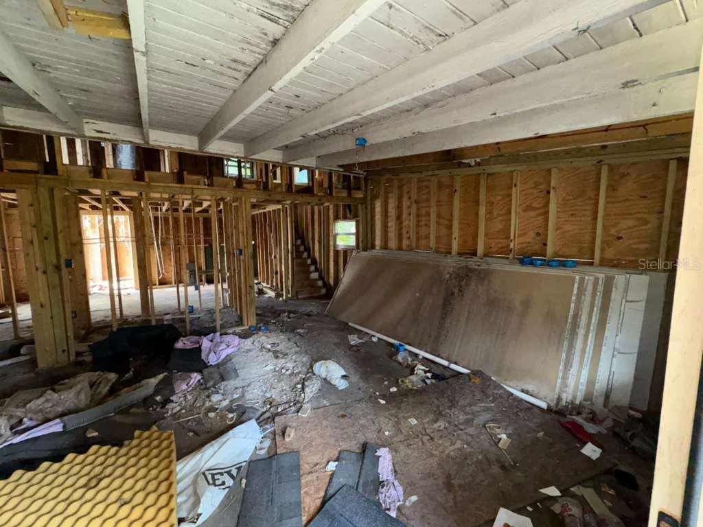 Image 7 of 20 For 814 Texas Avenue