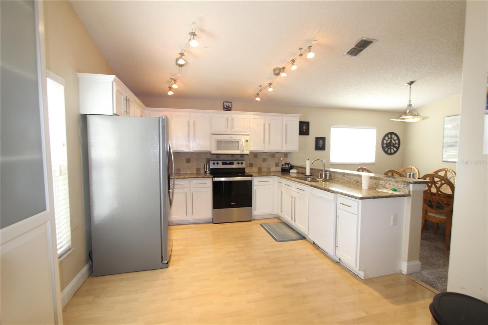 Image 4 of 22 For 3001 Barrymore Court