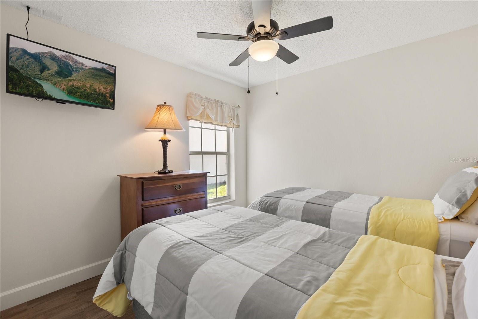 Image 13 of 29 For 7955 Heritage Entrance Boulevard