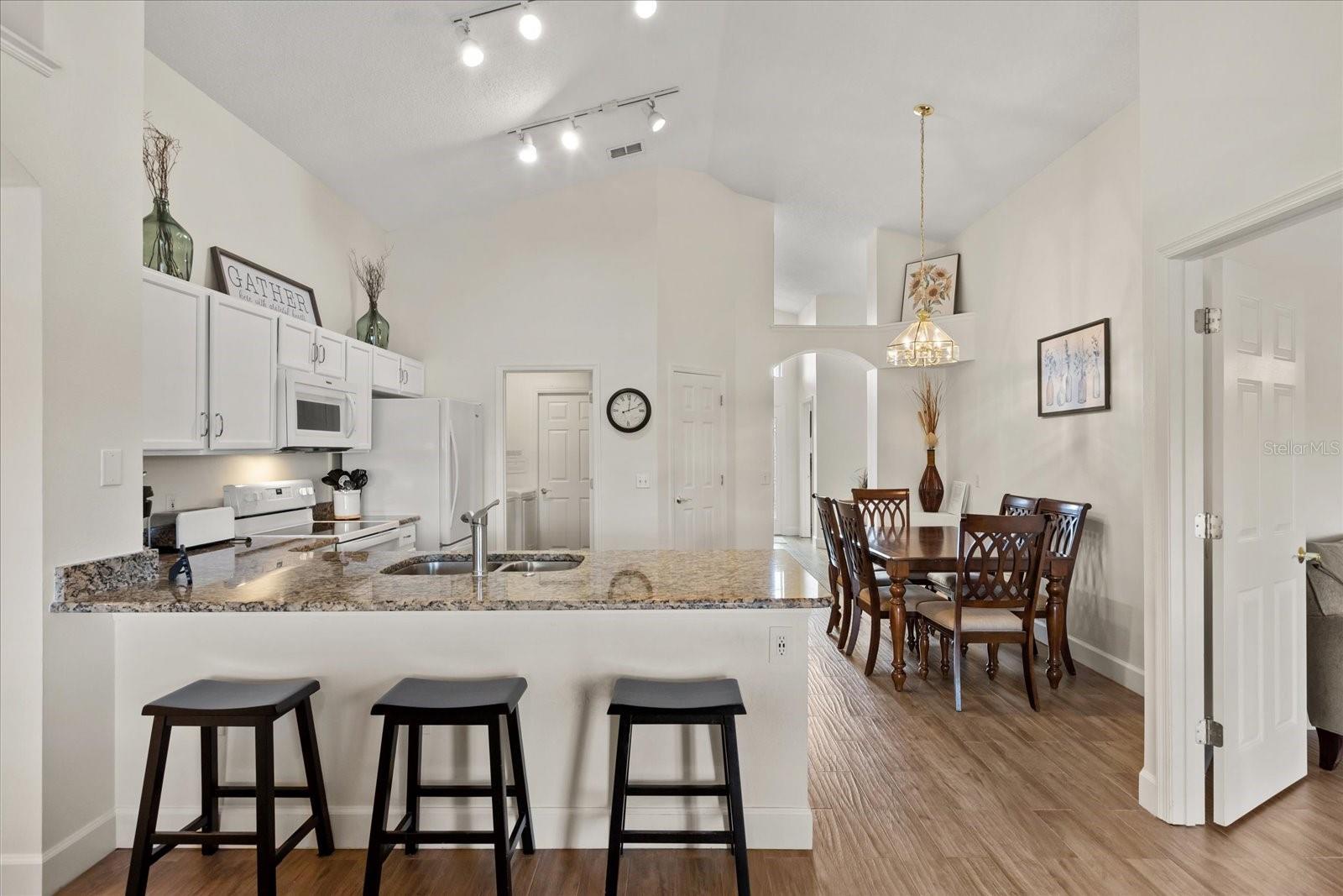 Image 8 of 29 For 7955 Heritage Entrance Boulevard