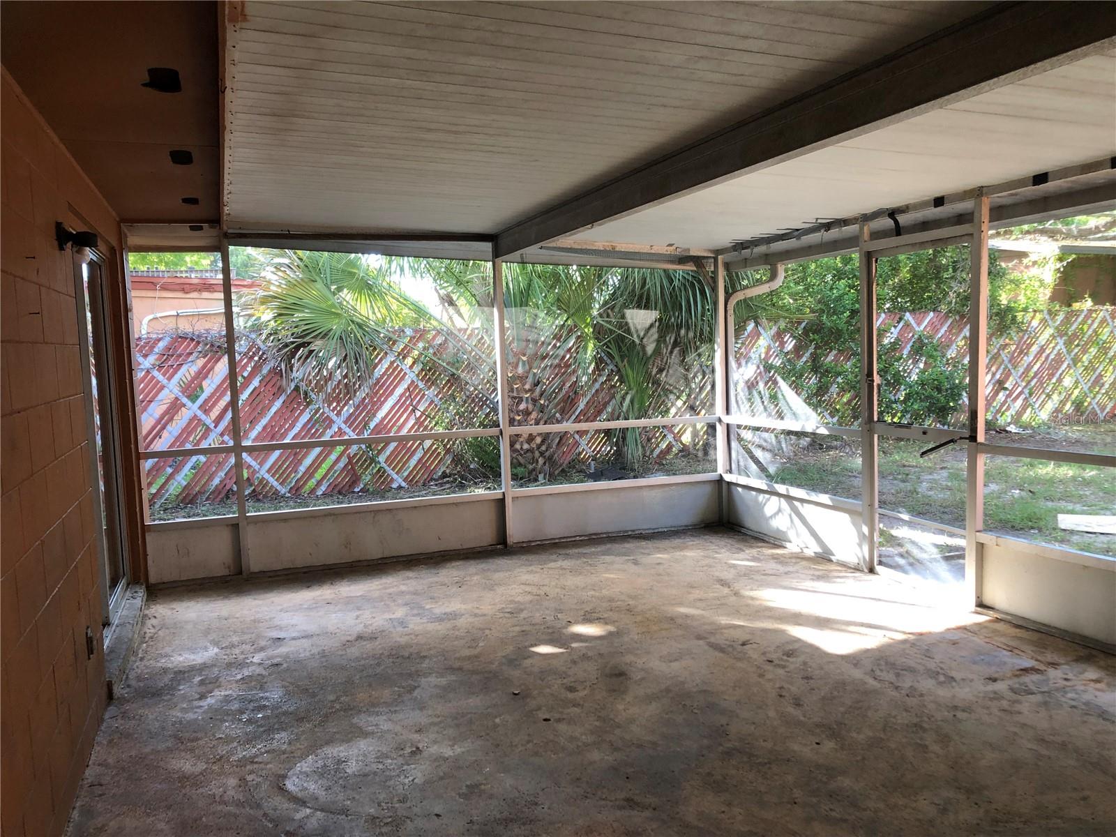 Image 26 of 34 For 7069 Scruboak Lane